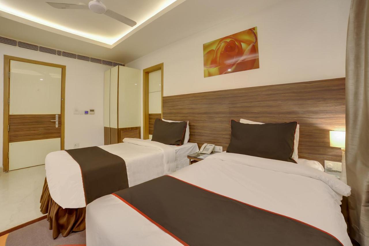 Hotel Townhouse Oak Safdarjung Nueva Delhi Exterior foto